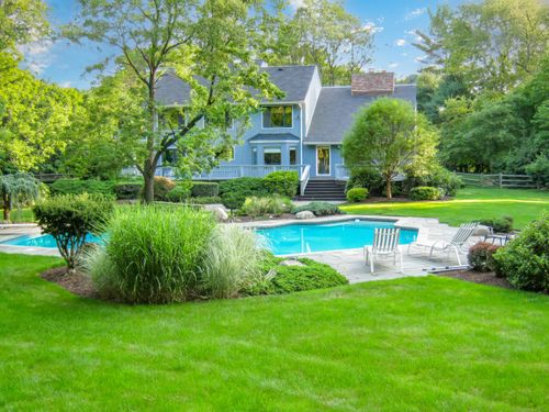 1 Brightfield Ln, Westport, CT, 06880-5302 | Card Image