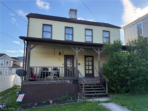 805 Hickory St, Martins Ferry, OH, 43935-1437 | Card Image