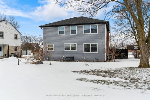 115 Columbia Dr, Centralia, ON, N0M1K0 | Card Image