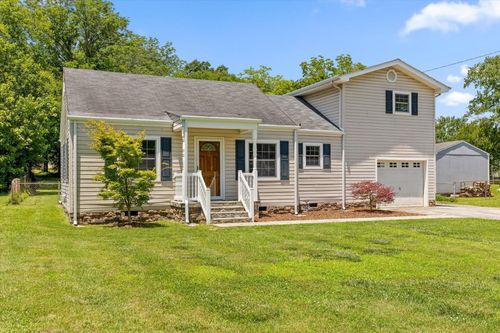 8 Morgan Cir, Fort Oglethorpe, GA, 30742-3833 | Card Image