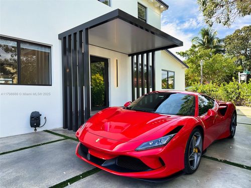 927 Sw 18th Ave, MIAMI, FL, 33135-5120 | Card Image