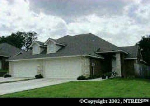 222 Rentz Place Cir, Weatherford, TX, 76086-5575 | Card Image