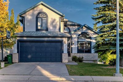 103 Hawktree Close Nw, House detached with 4 bedrooms, 3 bathrooms and 4 parking in Calgary AB | Image 1