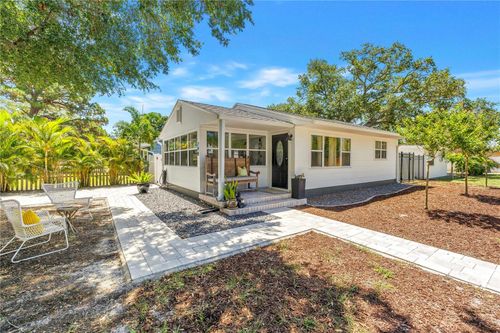 798 45th Ave N, ST PETERSBURG, FL, 33703-3741 | Card Image