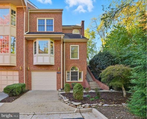 10231 Aspen Willow Dr, Fairfax, VA, 22032-3625 | Card Image