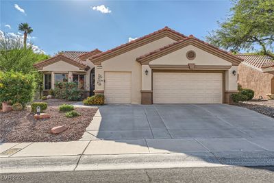 2121 Hot Oak Ridge Street, House other with 3 bedrooms, 2 bathrooms and null parking in Las Vegas NV | Image 1