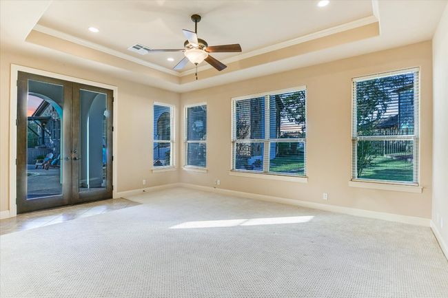 Living room inside the guest casita. | Image 35