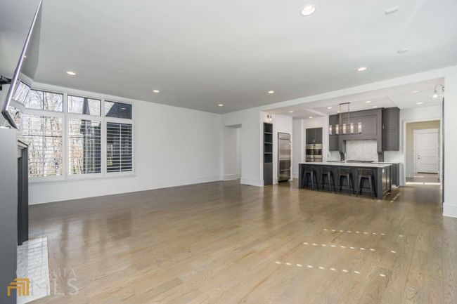 1875 Spalding Dr, House other with 6 bedrooms, 7 bathrooms and 3 parking in Sandy Springs GA | Image 17