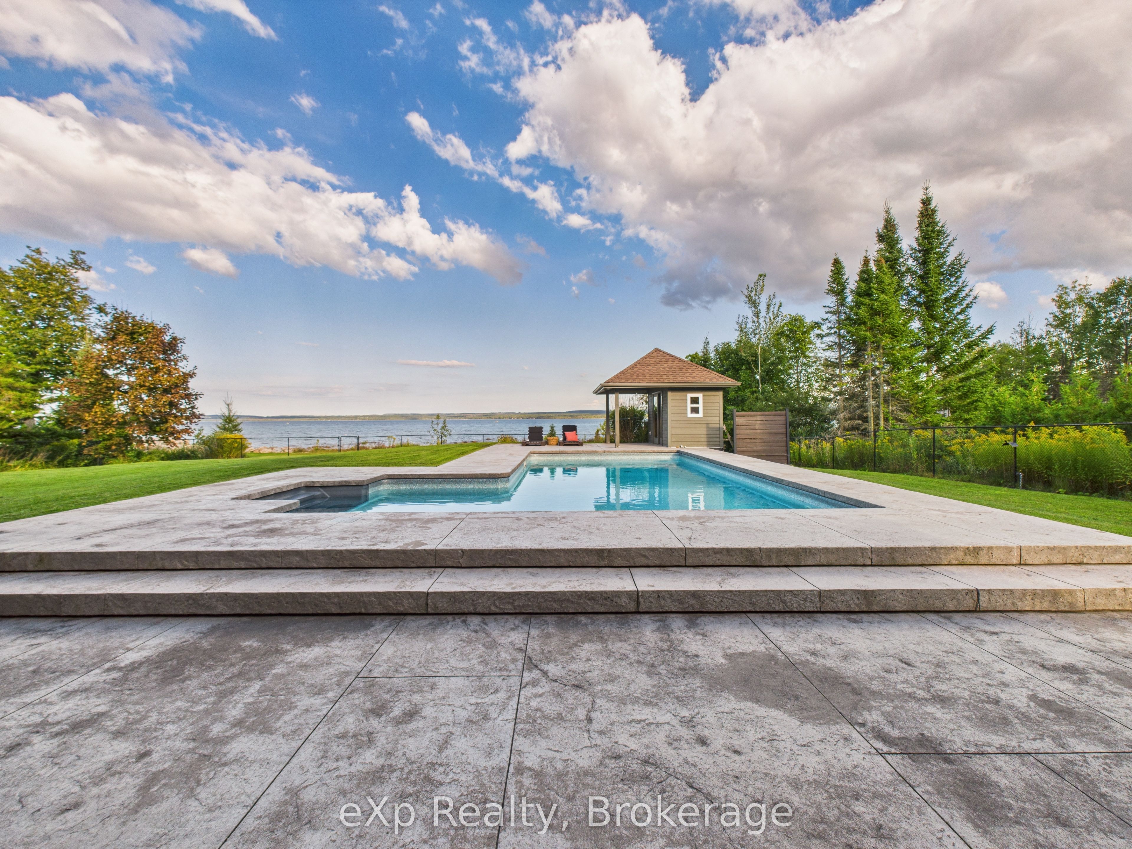 Residential in Georgian Bluffs 4