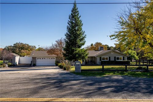 9220 Carmel Rd, Atascadero, CA, 93422-6302 | Card Image