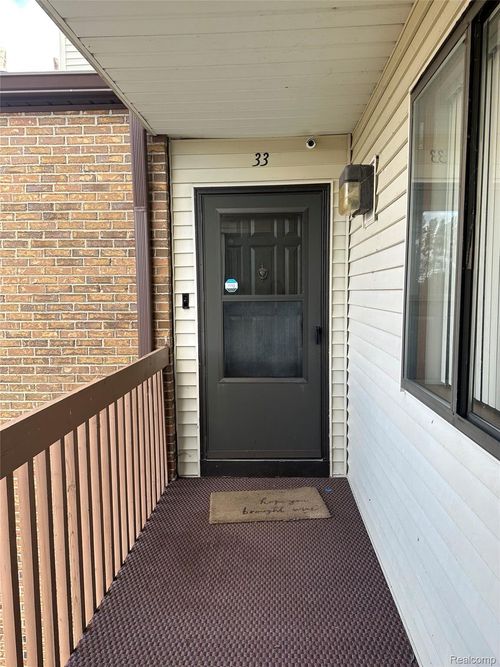 apt-33-1555 W Pond Dr, Okemos, MI, 48864-2368 | Card Image