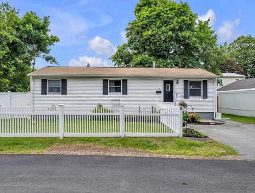 5 Arcadia Ave, Johnston, RI, 02919-5238 | Card Image