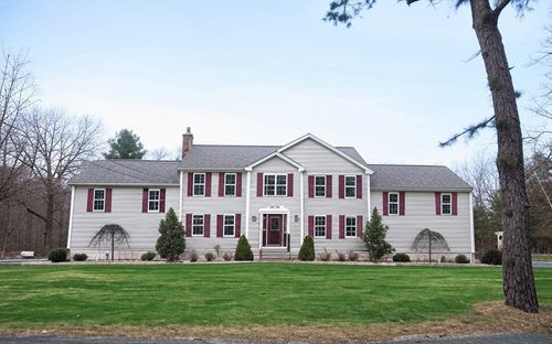 118 Kempton Rd, Millville, MA, 01529-1521 | Card Image