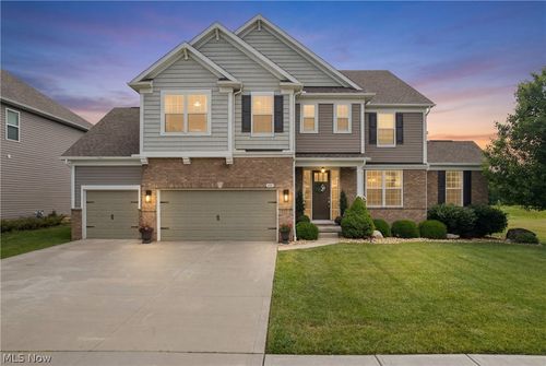 111 Harvester Dr, Copley, OH, 44321-1020 | Card Image
