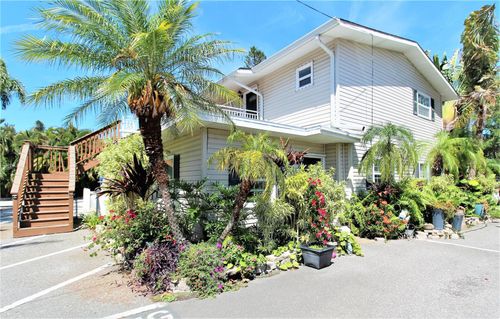 5-1638 Redwood St, SARASOTA, FL, 34231-3864 | Card Image
