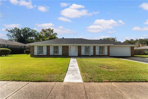 606 Willow Brook Run E, Mobile, AL, 36608-3842 | Card Image