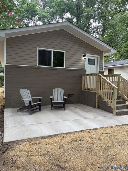 2580 C St, West Point, VA, 23181-9515 | Card Image