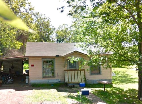 506 N 3rd St, Talco, TX, 75487-2046 | Card Image