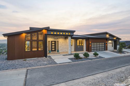 1766 View Ct, Fruit Heights, UT, 84037-6704 | Card Image