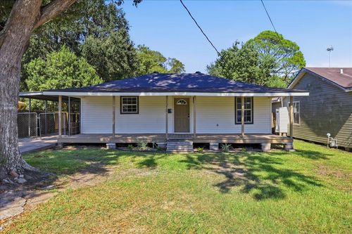 1219 S 13th St, Nederland, TX, 77627-4315 | Card Image