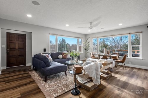 300 W Ofarrell St, Boise, ID, 83702-4425 | Card Image