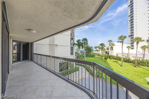 200-4551 Gulf Shore Boulevard N, NAPLES, FL, 34103 | Card Image