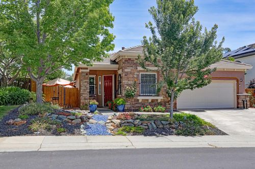 3319 Corinthian Ln, Auburn, CA, 95603-9066 | Card Image