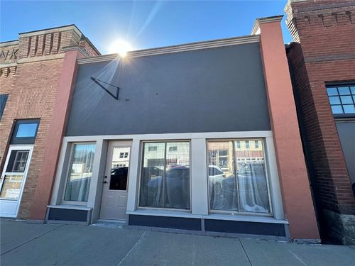 413 E Main St, Central City, IA, 52214-7736 | Card Image