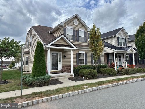 2112 Glenhaven Way, PENNSBURG, PA, 18073-1269 | Card Image