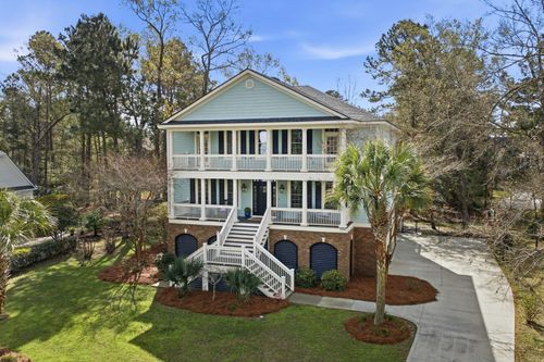 2296 Middlesex St, Mount Pleasant, SC, 29466-8383 | Card Image