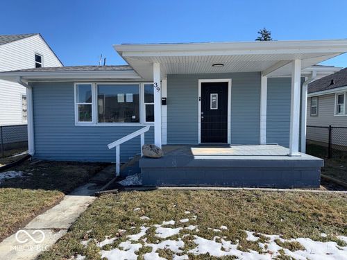 39 N 18th Ave, Beech Grove, IN, 46107-1401 | Card Image