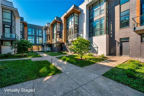 9541 Lake Ave, Cleveland, OH, 44102-1227 | Card Image