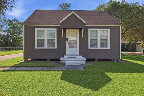 2323 Avenue C, Nederland, TX, 77627 | Card Image