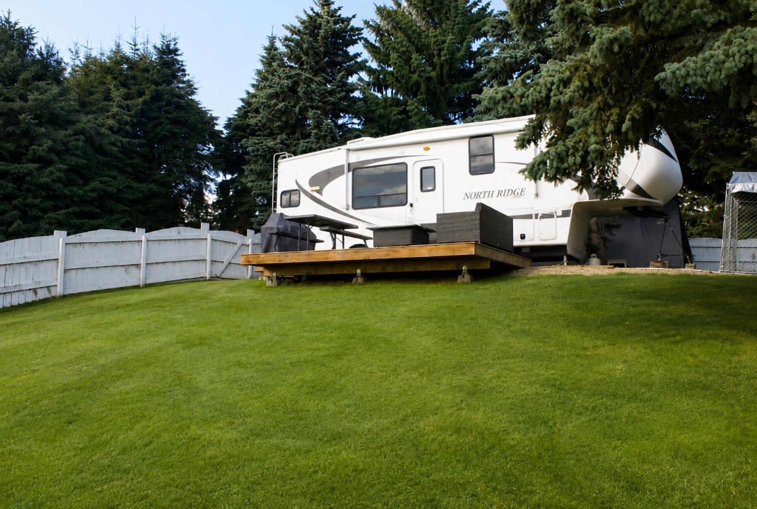 Land in Buck Lake 5