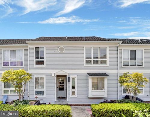 99-99 Hawthorne Ct Ne, WASHINGTON, DC, 20017-1000 | Card Image