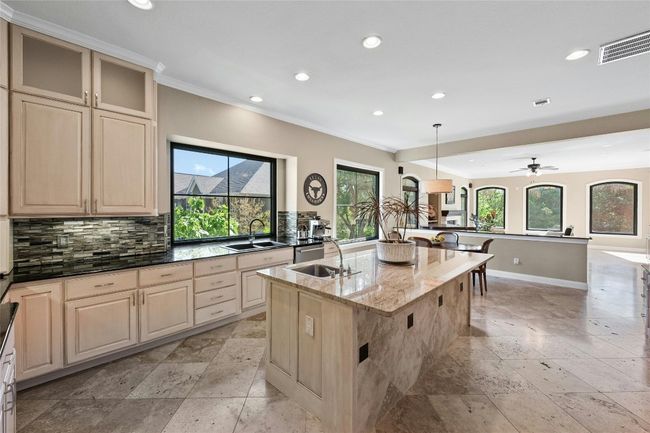3205 Rustic River Cv, House other with 5 bedrooms, 5 bathrooms and 6 parking in Austin TX | Image 8