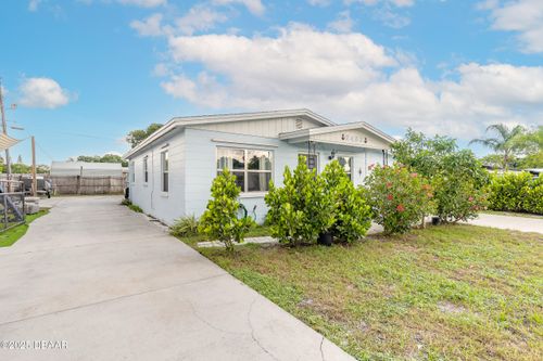 2488 Burns Ave, Melbourne, FL, 32935-2744 | Card Image