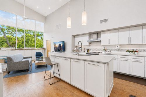 5406-1600 Barton Springs Rd, Austin, TX, 78704-1287 | Card Image