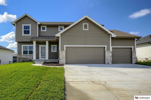 10915 Ranch Dr, Papillion, NE, 68046-3350 | Card Image