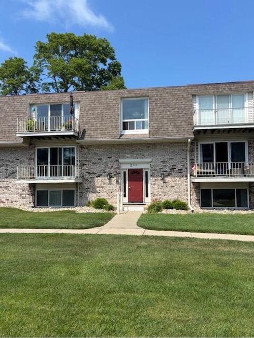 e12-3616 Lakeshore Dr, Saint Joseph, MI, 49085-2971 | Card Image