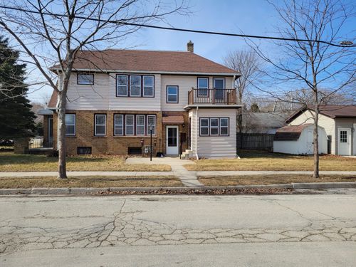 502 W Oakland Ave, Port Washington, WI, 53074-2120 | Card Image