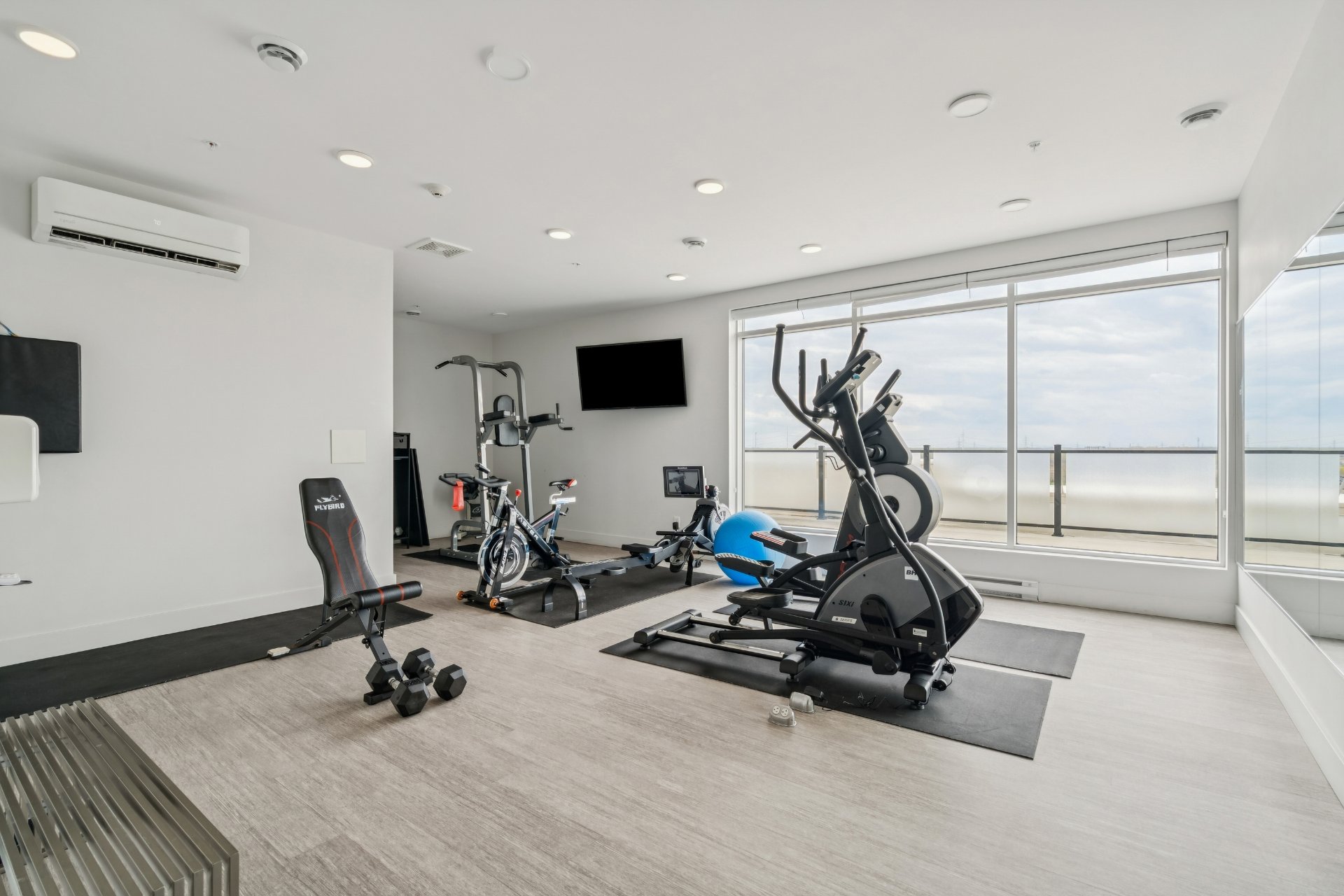 Residential in Brossard 5