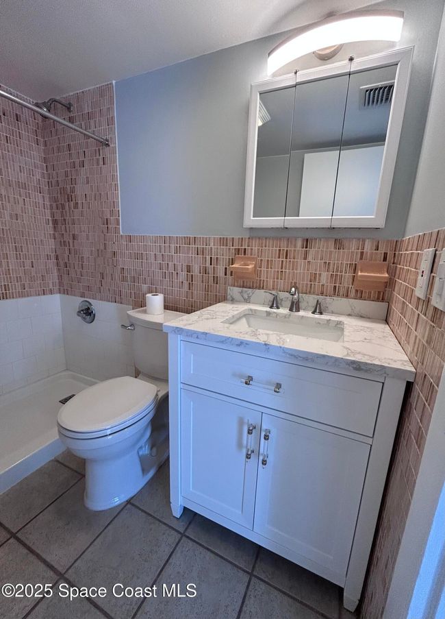204 - 3190 N Atlantic Ave, Condo with 1 bedrooms, 1 bathrooms and null parking in Cocoa Beach FL | Image 7