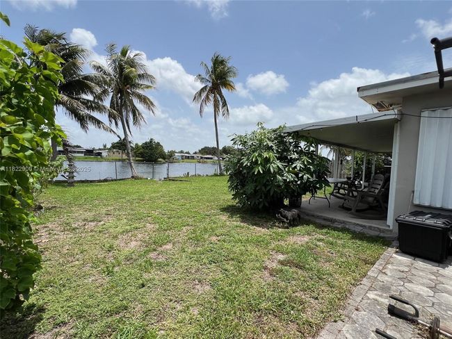 8230 Nw 15 Th St, House other with 3 bedrooms, 1 bathrooms and null parking in Pembroke Pines FL | Image 29