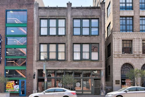 102-71 Union Ave, Memphis, TN, 38103-5146 | Card Image