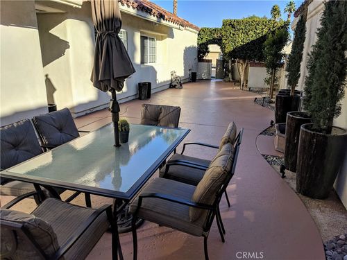 43695 Calle Las Brisas W, Palm Desert, CA, 92211-8297 | Card Image