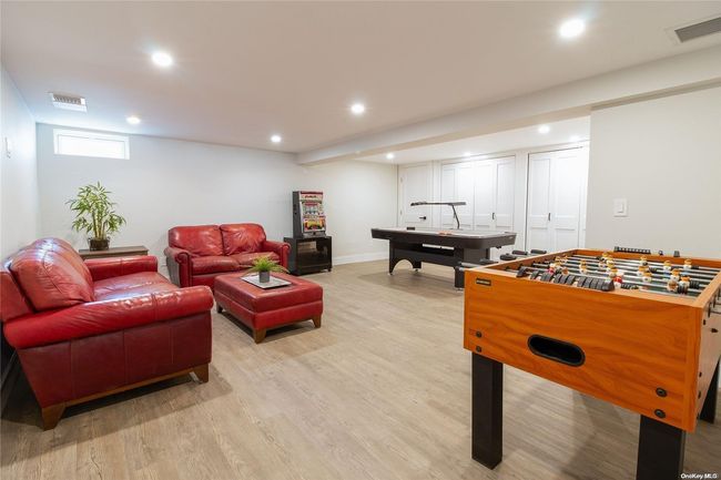 Recreation Room | Image 13