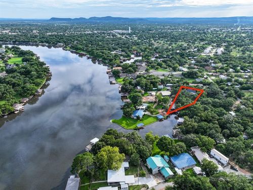 2001 Granite Cove Rd, Kingsland, TX, 78639 | Card Image