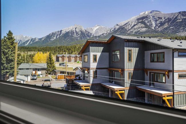 114 - 1330 1st Avenue, Townhouse with 4 bedrooms, 4 bathrooms and 2 parking in Canmore AB | Image 19