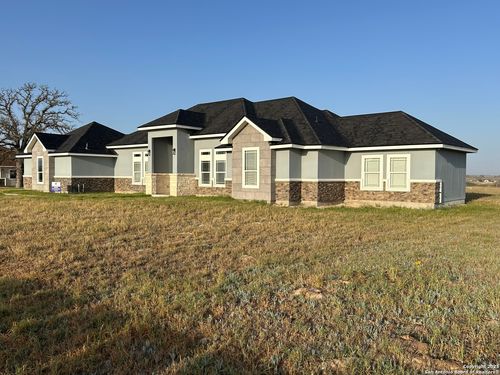 108 Estates Dr, La Vernia, TX, 78121-0147 | Card Image